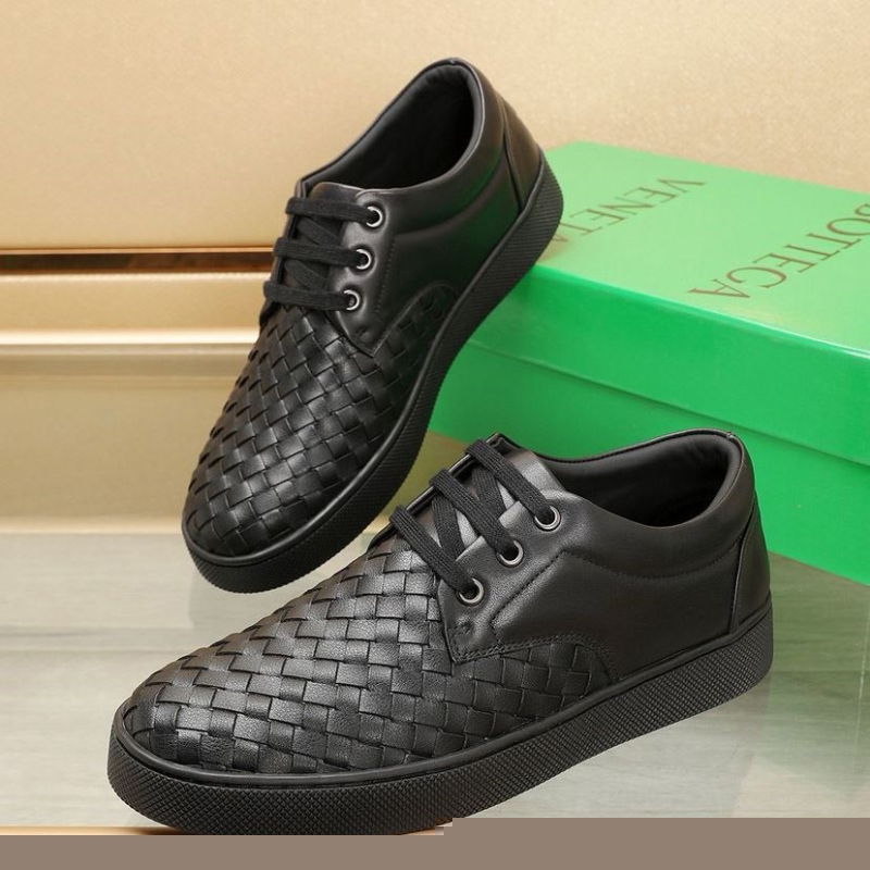 bo*te*ga Ve*ne*ta casual shoes